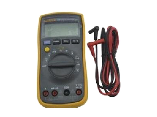 福禄克万用表17B